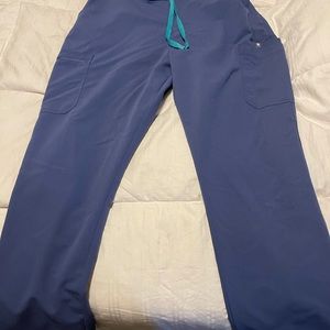 Figs large scrub set Yola pants Casma top Big Sky